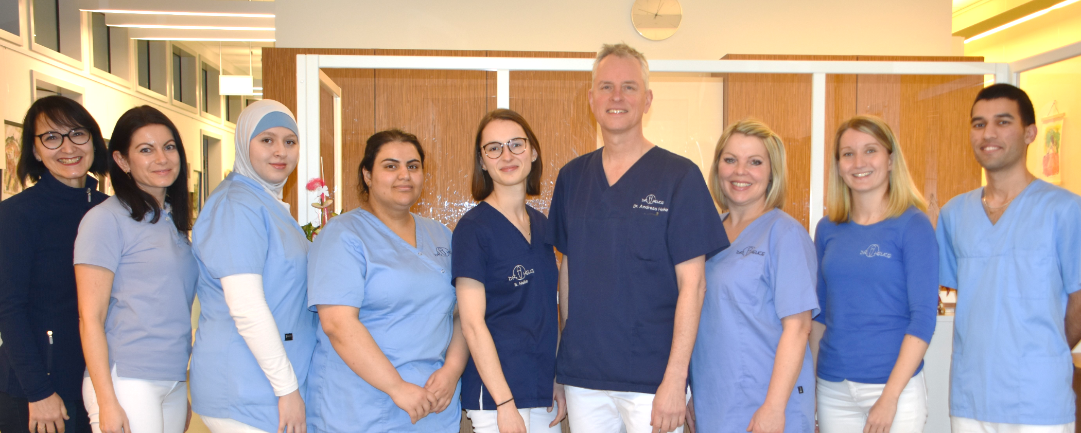 Gruppenbild der Mitarbeitenden der Praxis Helke